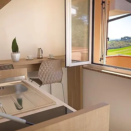 Pietra Bianca * Numana